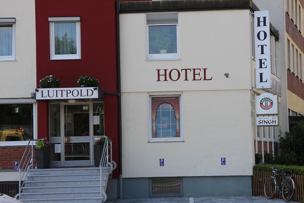 Hotel Luitpold Landshut Exteriör bild